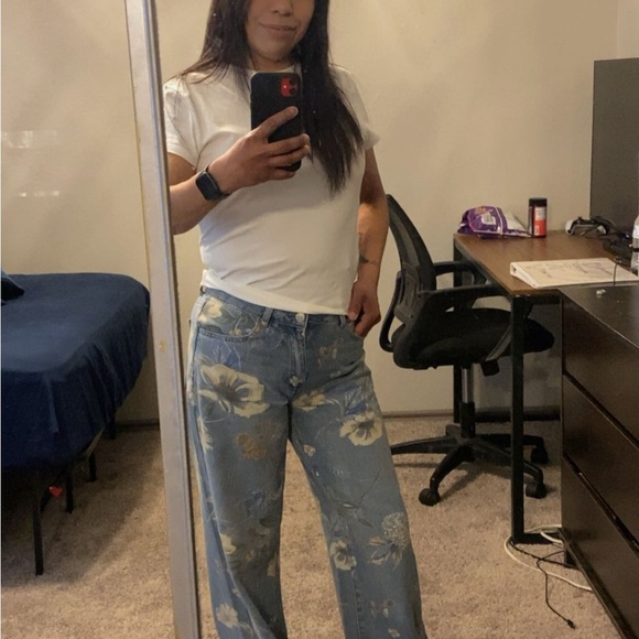 Forever 21 Blue Floral Women Flare Jeans - Picture 11 of 11